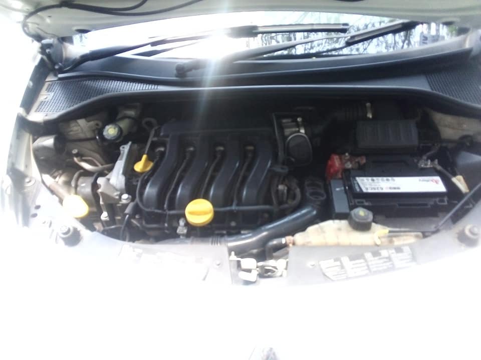 2012 RENAULT CLIO 1.4 DYNAMIC MANUAL PETROL WHITE SPARE KEY SERVICE BOOK  118.000KM.