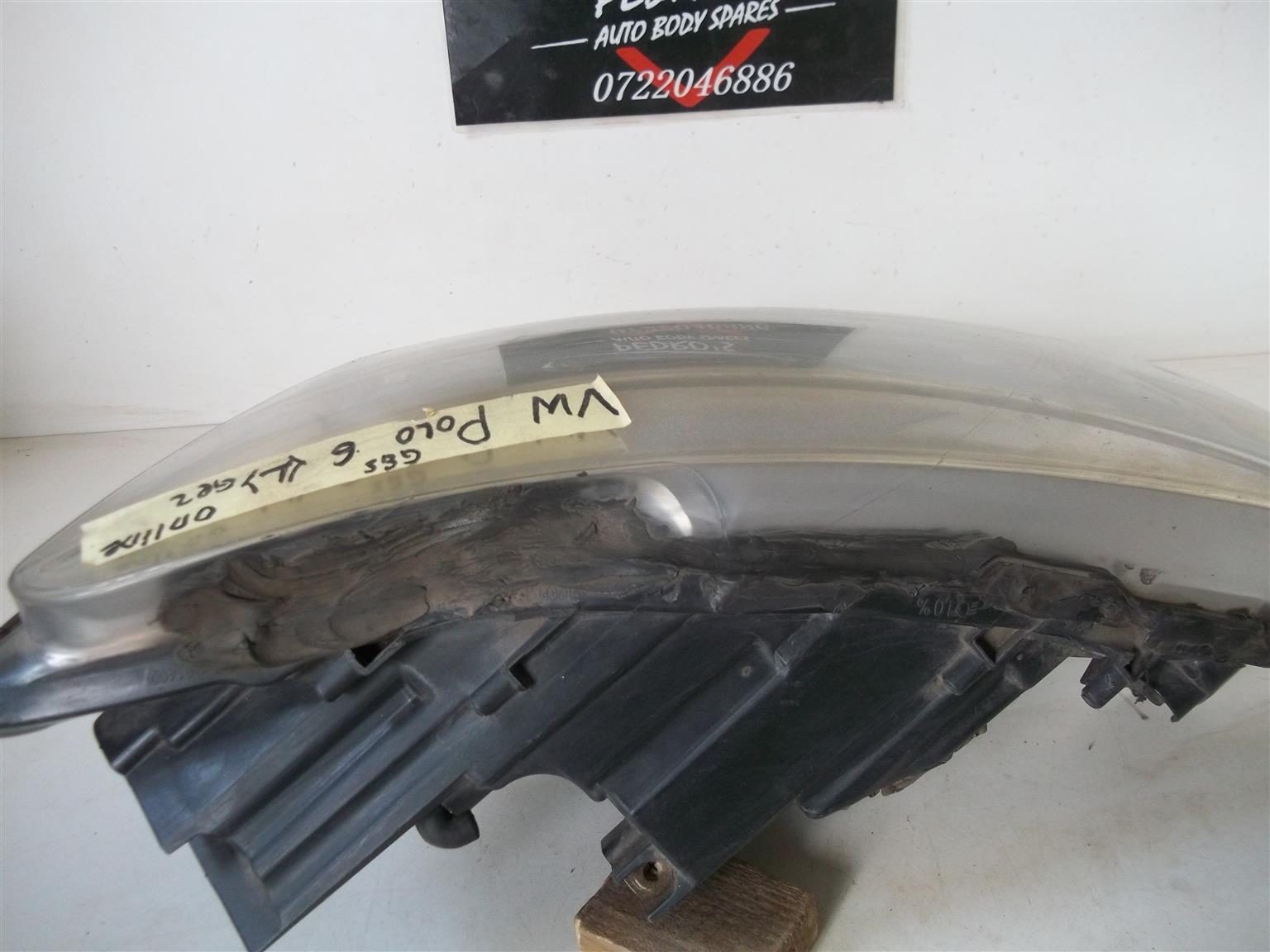 VW Polo 6 '10-'16 left headlight - Private Seller VW Polo 6 '10-'16 left headlight - Private Seller