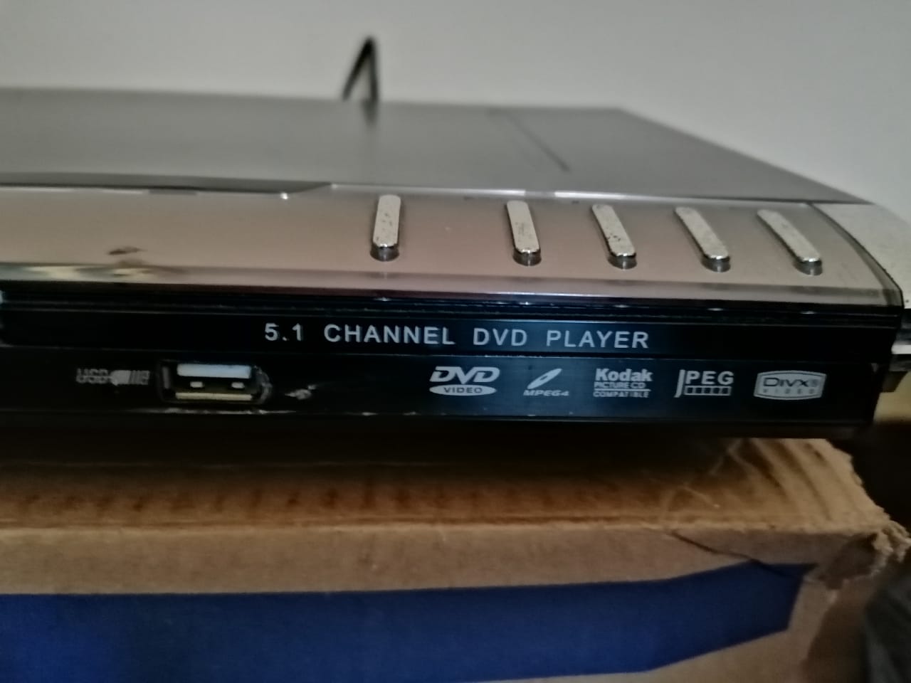 Sinotec 5.1 Channel DVD Player