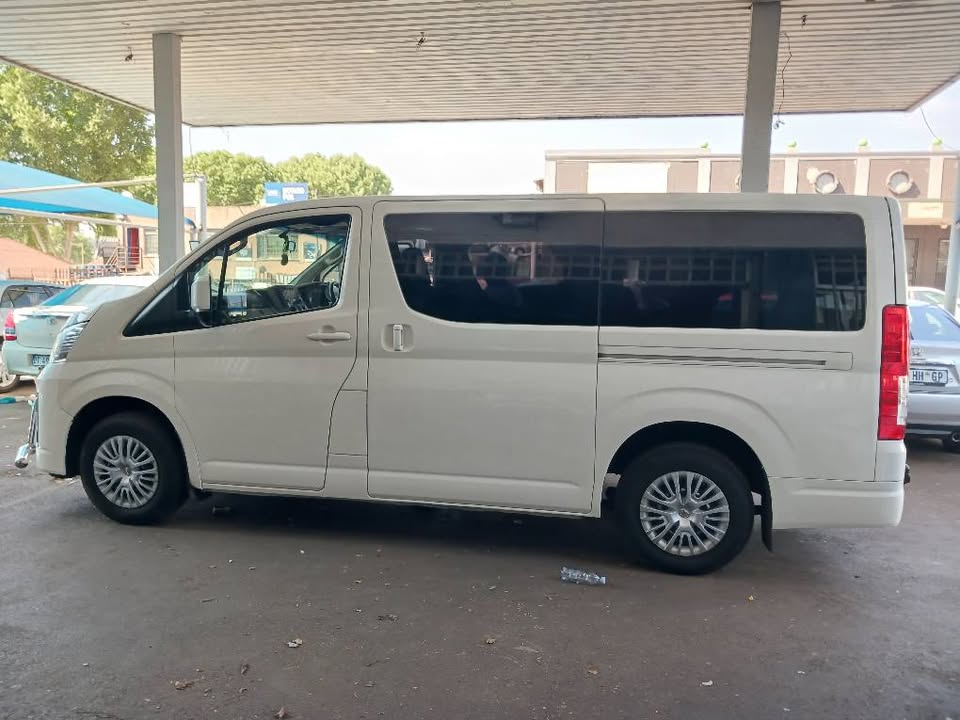2019 TOYOTA QUANTUM GL 2.8 11SEAT Transmission: Manual Mileage ...