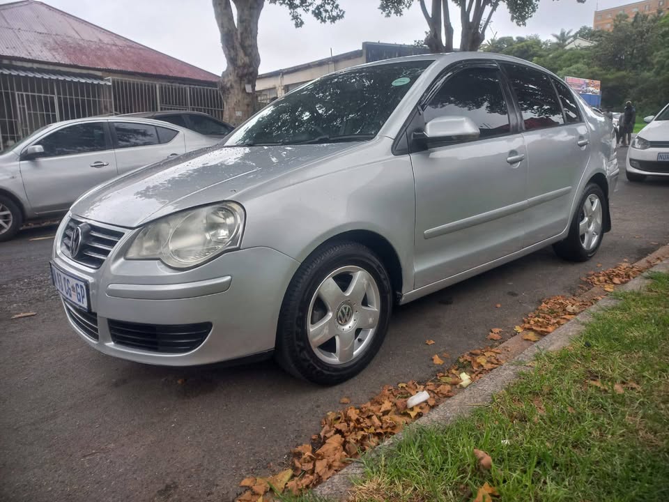 2007 VW Polo Classic Sedan 1.4 Petrol, Manua. Call Inno . Silver Color, Mileage 142000kms,