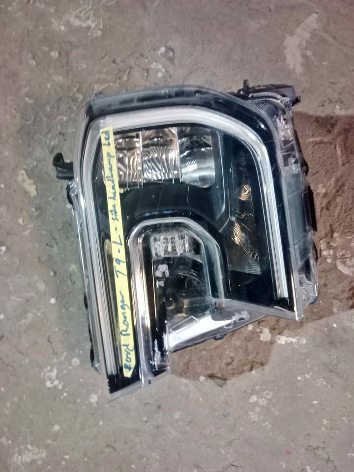 Ford Ranger T9 headlight - Private Seller Ford Ranger T9 headlight - Private Seller