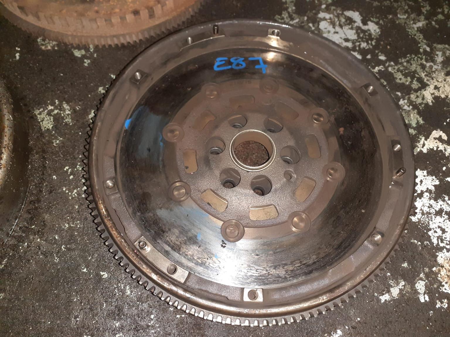 2004 – 2013 Bmw E87 116i flywheel for sale used 2004 – 2013 Bmw E87 116i flywheel for sale used