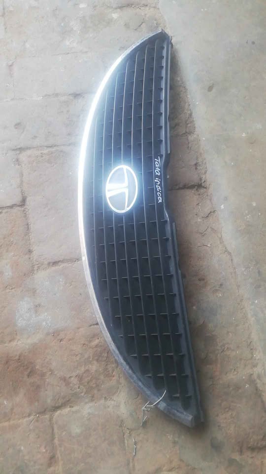 TATA INDICA FRONT BUMPER GRILL FOR SALE - Private Seller TATA INDICA FRONT BUMPER GRILL FOR SALE - Private Seller