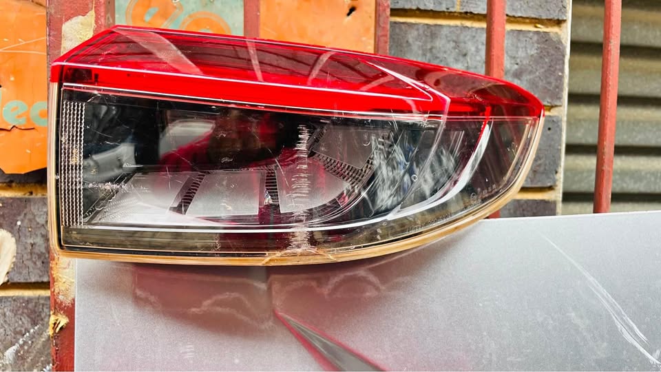 Honda HR-V /VEZEL TAILLIGHT 2021 - Private Seller Honda HR-V /VEZEL TAILLIGHT 2021 - Private Seller