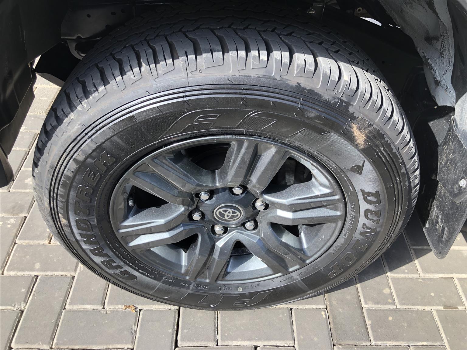 Used 2023 Toyota Hilux 2.4GD-6 Xtra cab Raider manual - Private Seller Used 2023 Toyota Hilux 2.4GD-6 Xtra cab Raider manual - Private Seller