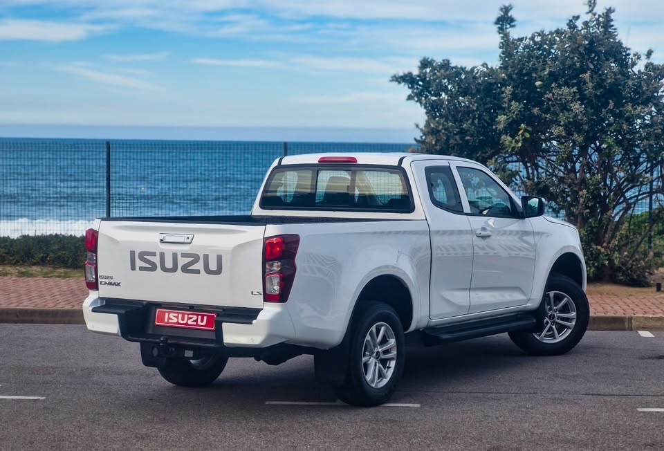 2025 Isuzu D-Max 1.9 LS Extended Cab Automatic