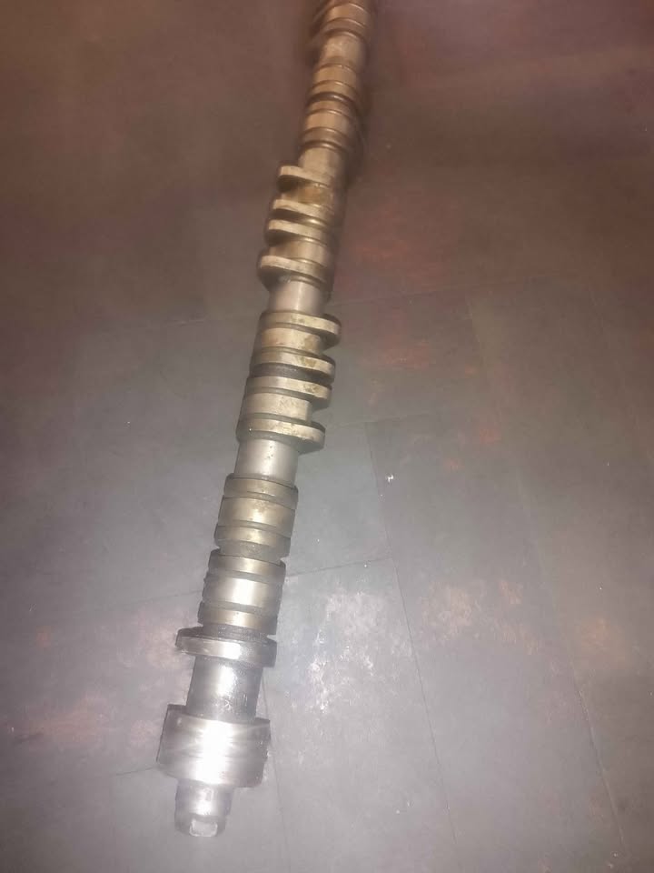 VOLVO S80 T6/ XC90 T6 2010 CAMSHAFT FOR SALE - Private Seller