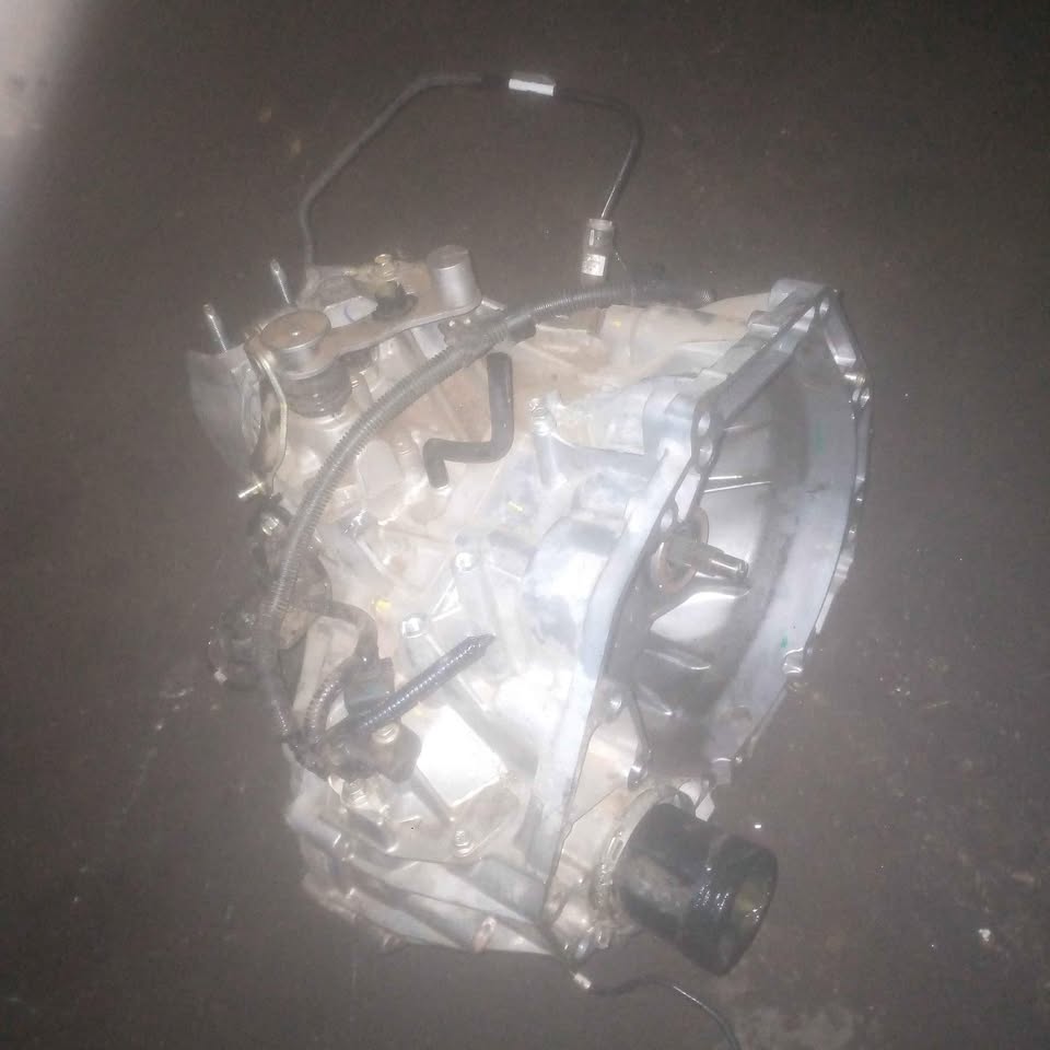 Toyota Starlet new shape maunal gear box - Private Seller Toyota Starlet new shape maunal gear box - Private Seller