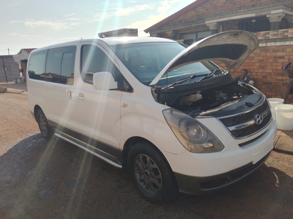 Hyndai H1, petrol . 8 seater Manual transmission 2012 model.