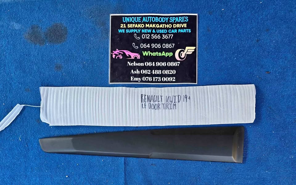 Renault Kwid Left Front Door Trim 2019 +