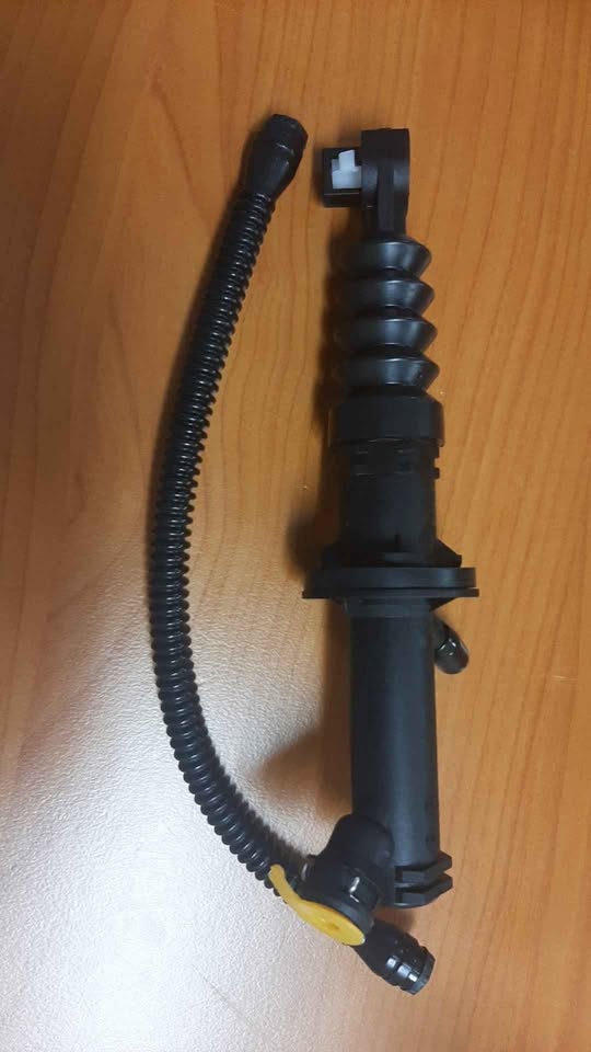 RENAULT CLIO 4 CLUTCH MASTER CYLINDER. BRAND NEW. FOR VARIOUS OTHER CARS TOO. - Private Seller