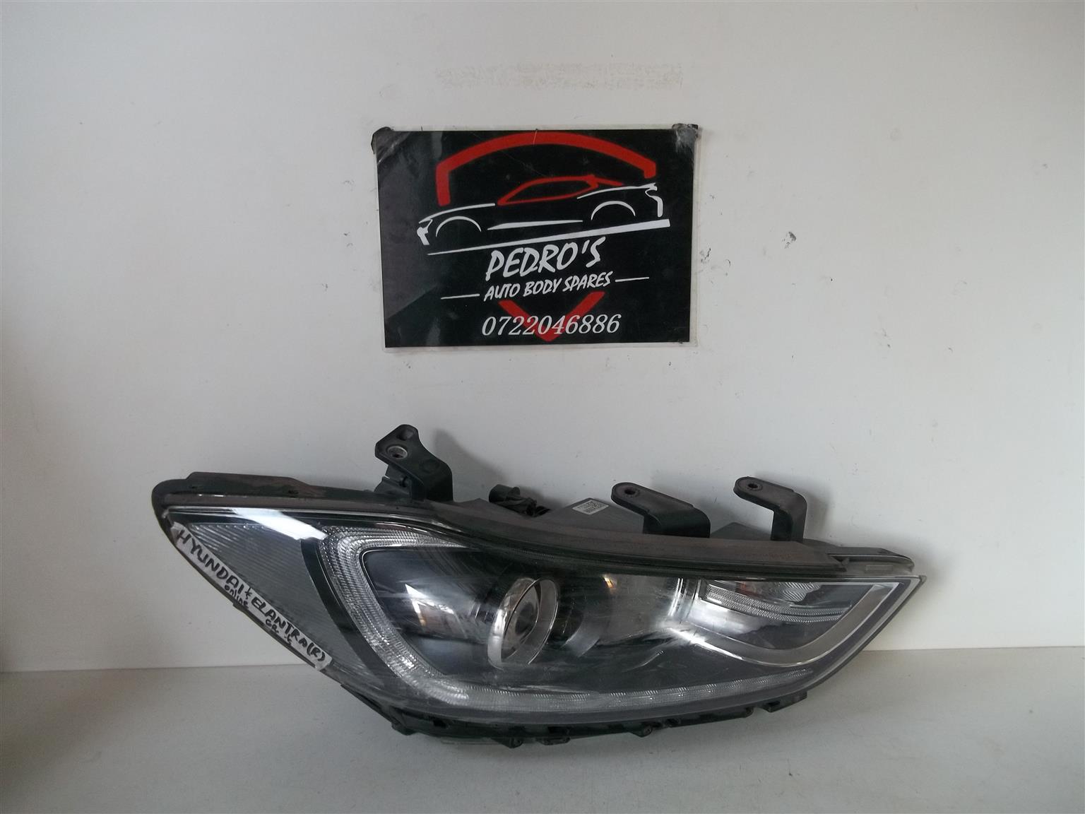 Hyundai Elantra '16-'20 right headlight (DRL) projector - Private Seller Hyundai Elantra '16-'20 right headlight (DRL) projector - Private Seller