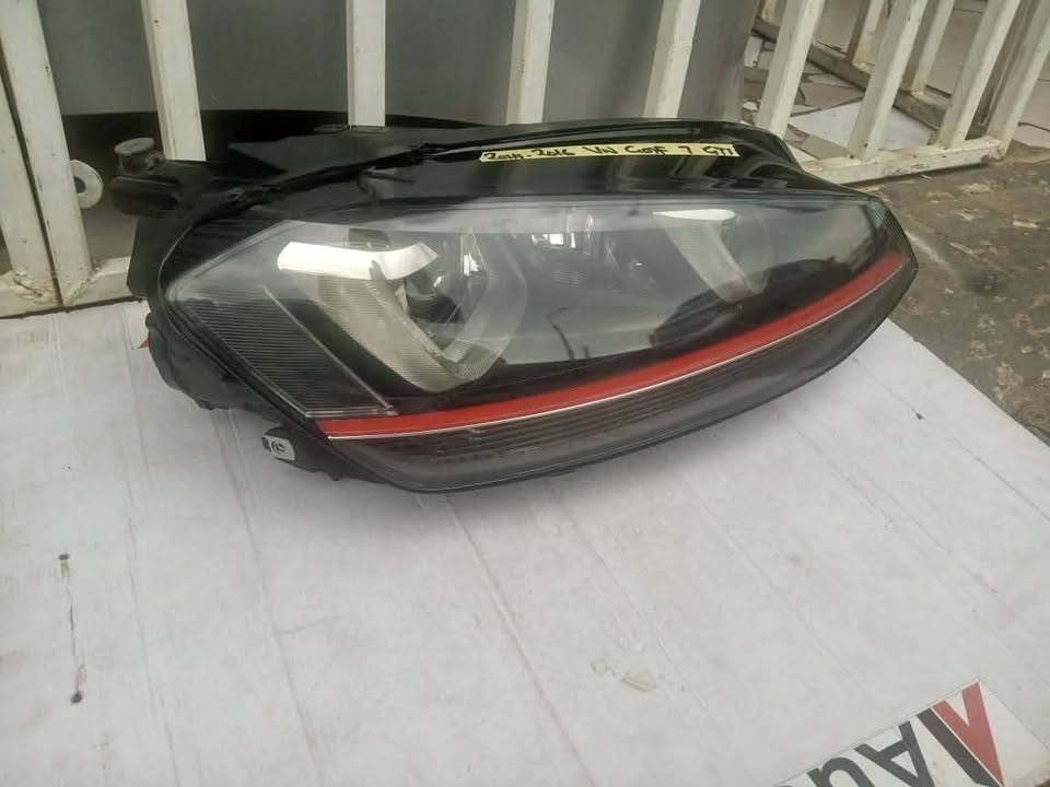 2013-2016 VW GOLF 7 GTI RIGHT SIDE HEADLIGHT FOR SALE 2013-2016 VW GOLF 7 GTI RIGHT SIDE HEADLIGHT FOR SALE