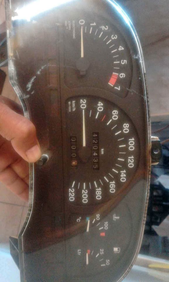 Opel Astra, kadett F speedo cluster unit - Private Seller Opel Astra, kadett F speedo cluster unit - Private Seller