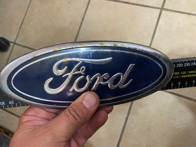 Ford Badge Large - Private Seller Ford Badge Large - Private Seller