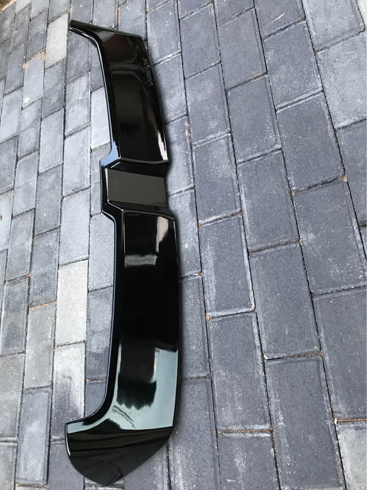Oettinger roof spoiler Audi A3 2012 - , Golf 6 - Private Seller Oettinger roof spoiler Audi A3 2012 - , Golf 6 - Private Seller
