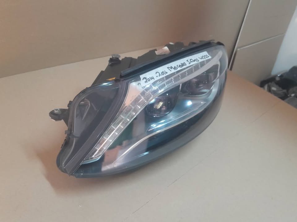 2014-2016 MERCEDES BENZ S-CLASS W222 LEFT SIDE HEADLIGHT FOR SALE