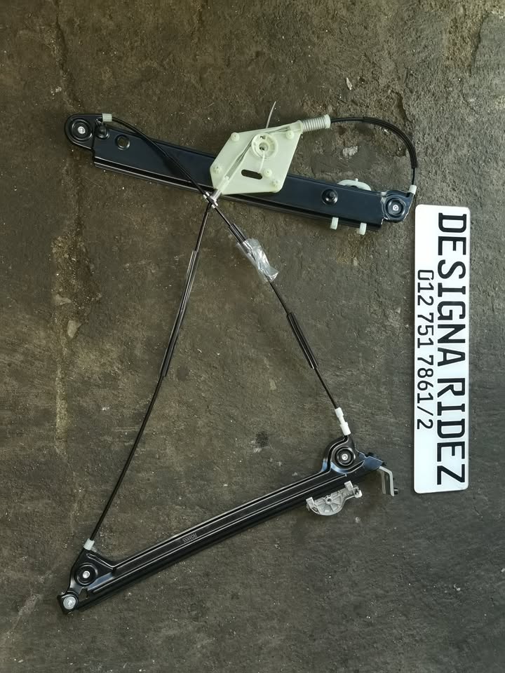 BMW E81/E82/E88 CONVERTIBLE COUPE WINDOW MECHANISMS NEW - Private Seller BMW E81/E82/E88 CONVERTIBLE COUPE WINDOW MECHANISMS NEW - Private Seller