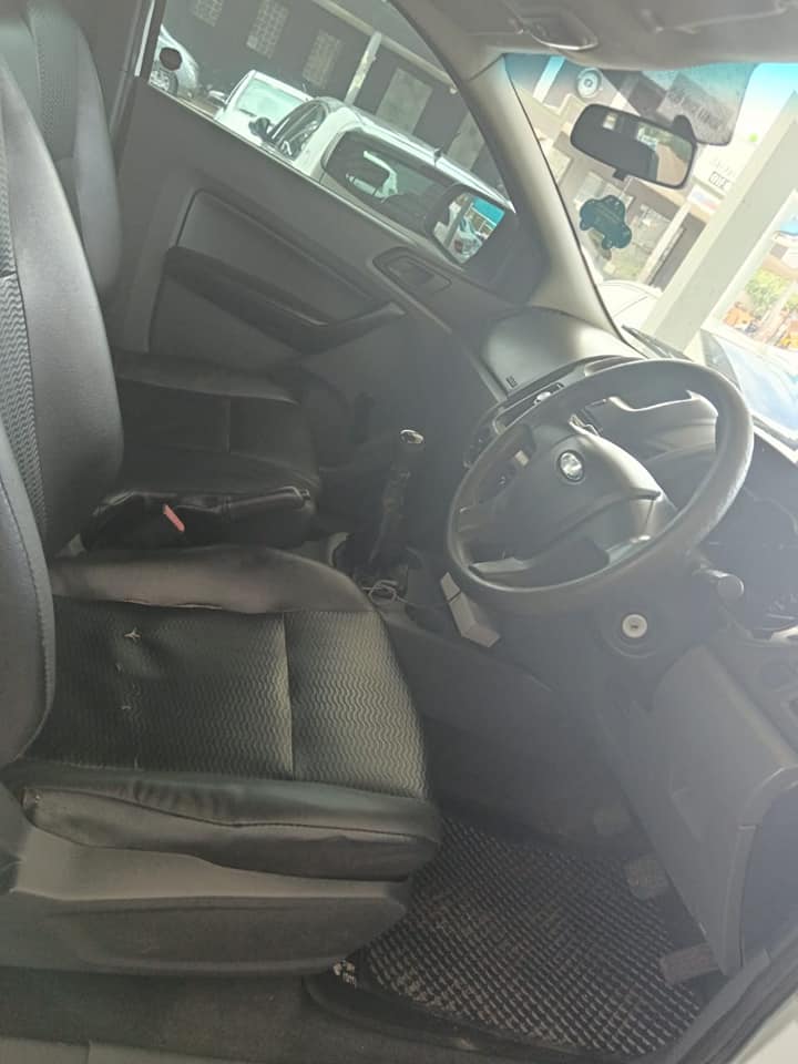 2013 FORD RANGER 2.2 SINGLE CAB  4X4 MANUAL