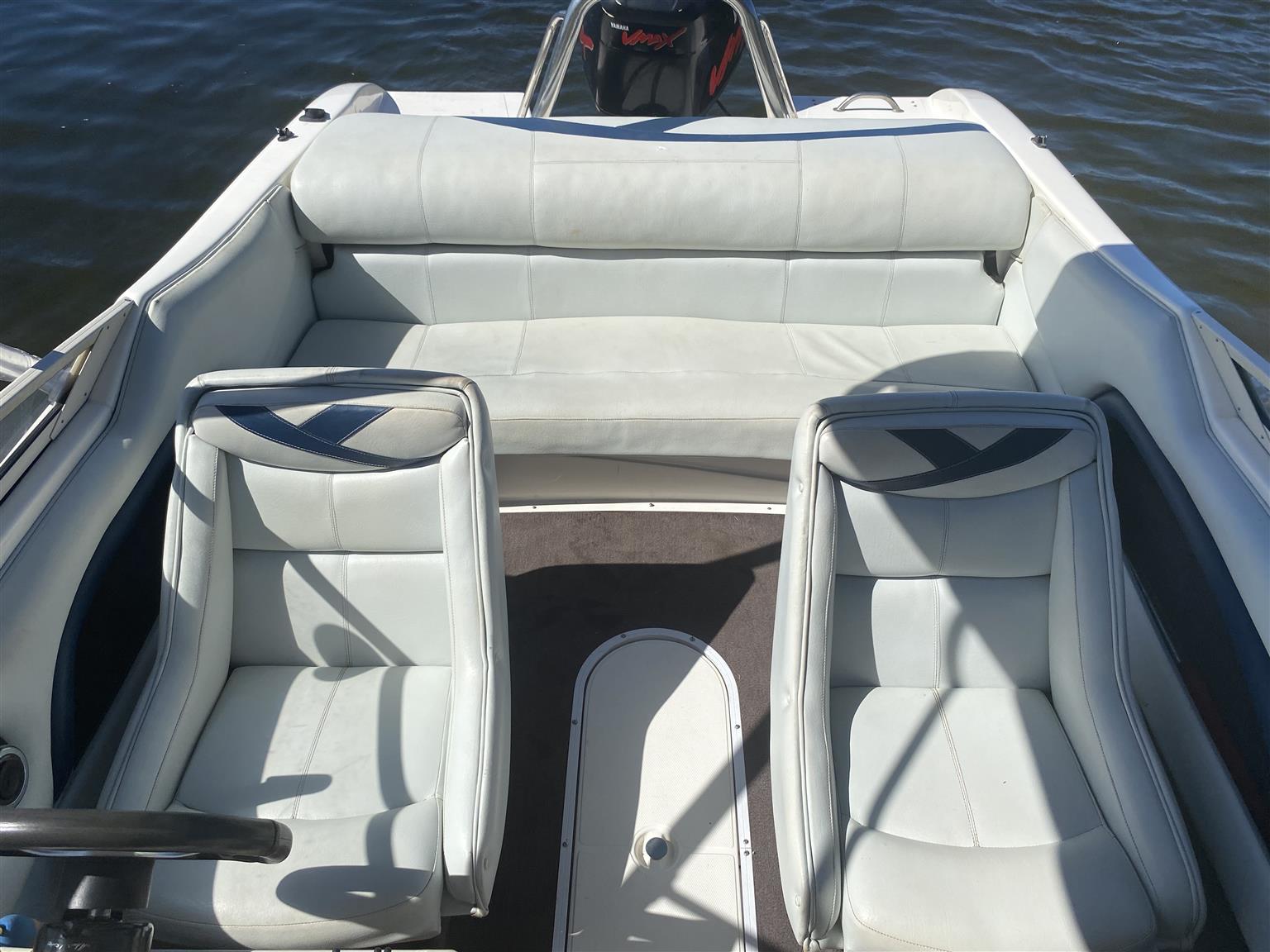 Panache 1850 SL – 8-Seater Bowrider with Yamaha VMAX 200HP