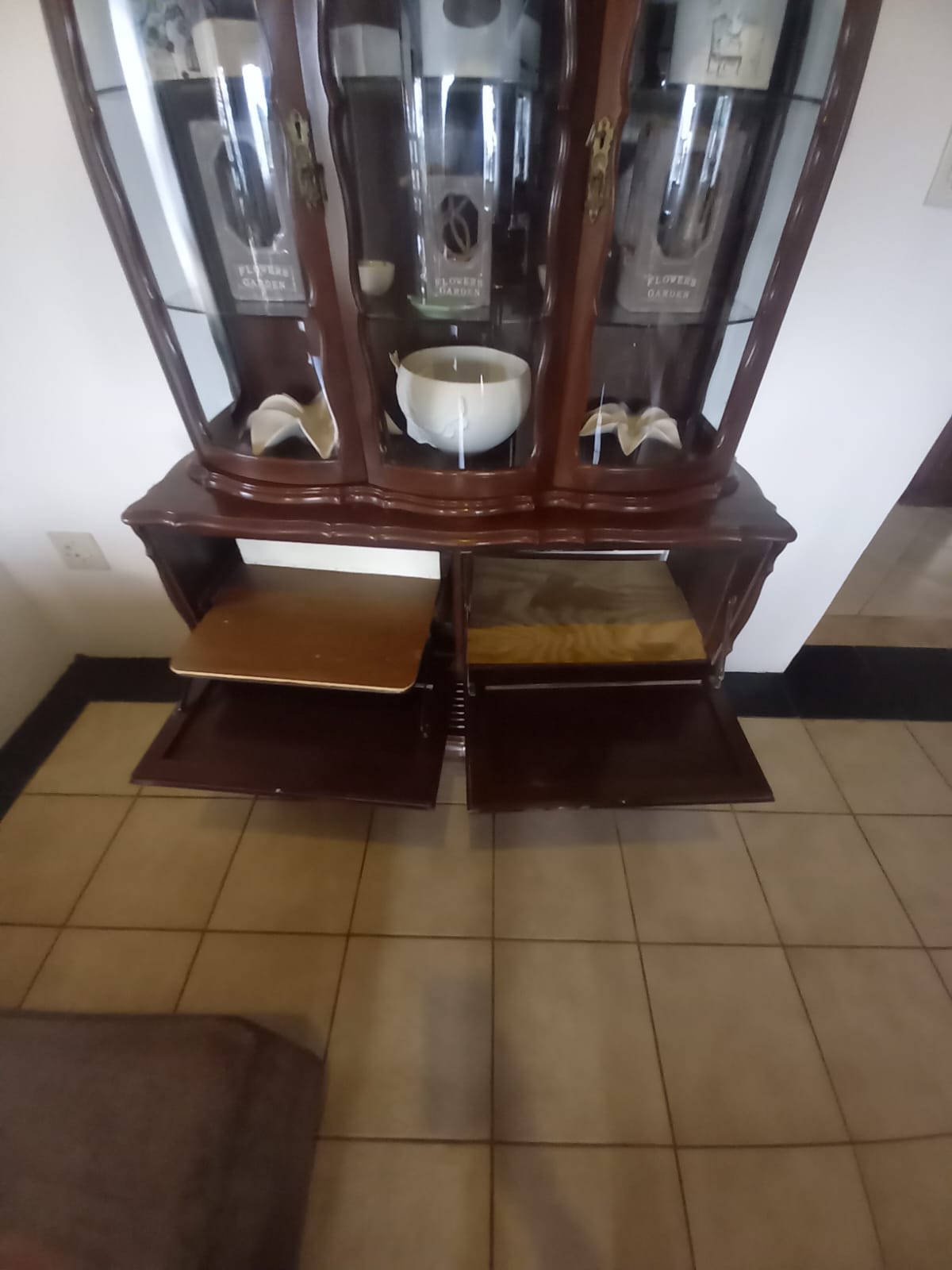 Antique display cabinet Antique display cabinet