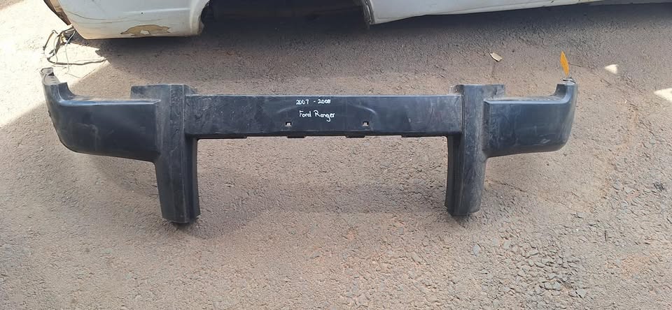 2007 - 2008 ford ranger bumper available - Private Seller