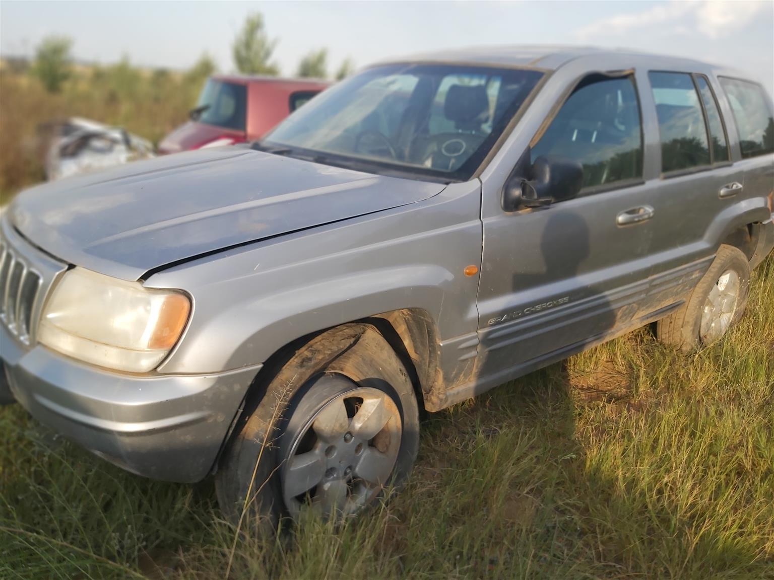 Jeep Cherokee 2.8 diesel stripping for spares - Private Seller
