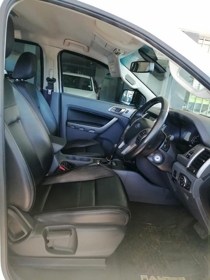 2018 FORD RANGER 3.2 XLT 4X2 DOUBLE CAB WITH CANOPY AUTOMATIC