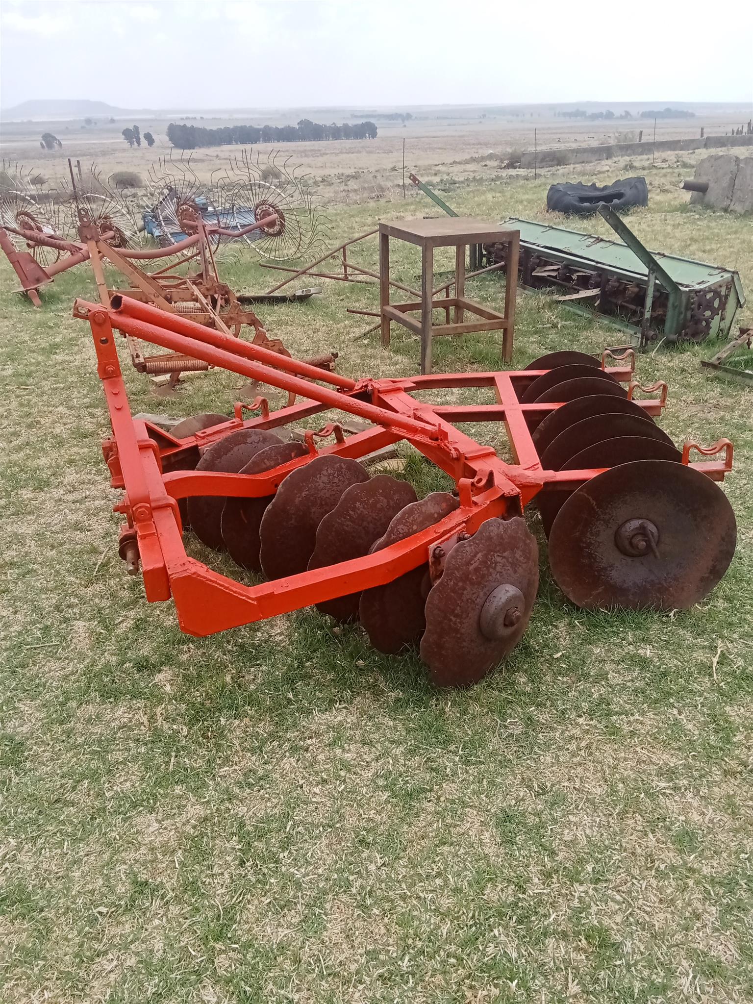 14 disc Soilmaster 3 point offset disc | Junk Mail Marketplace