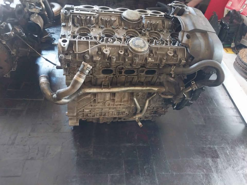 VOLVO S40 2006 2.4I ENGINE FOR SALE - Private Seller