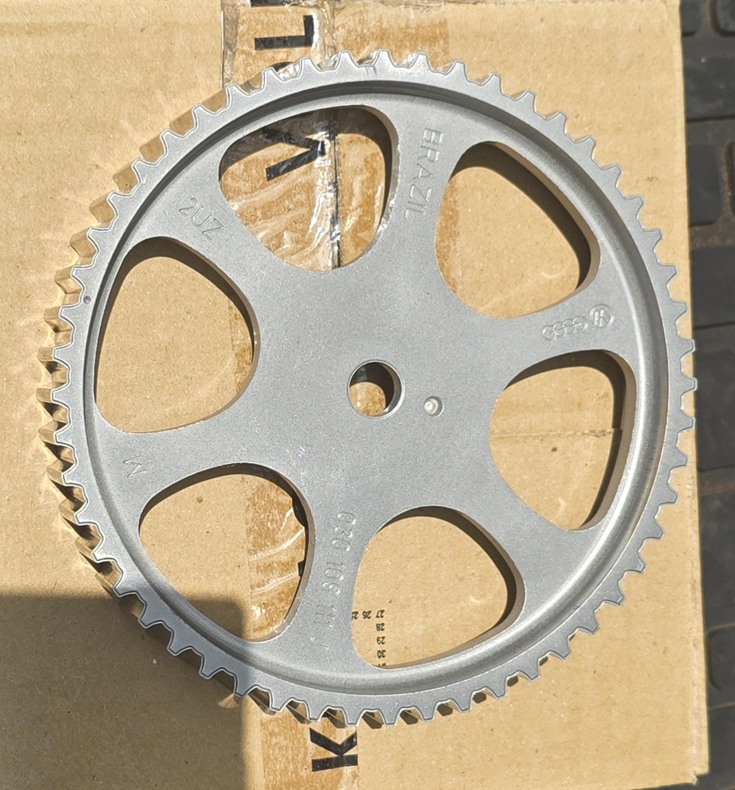 New stock arrivals  Camshaft pulley Suitable for various audi anc vw 030 109 111 - Private Seller