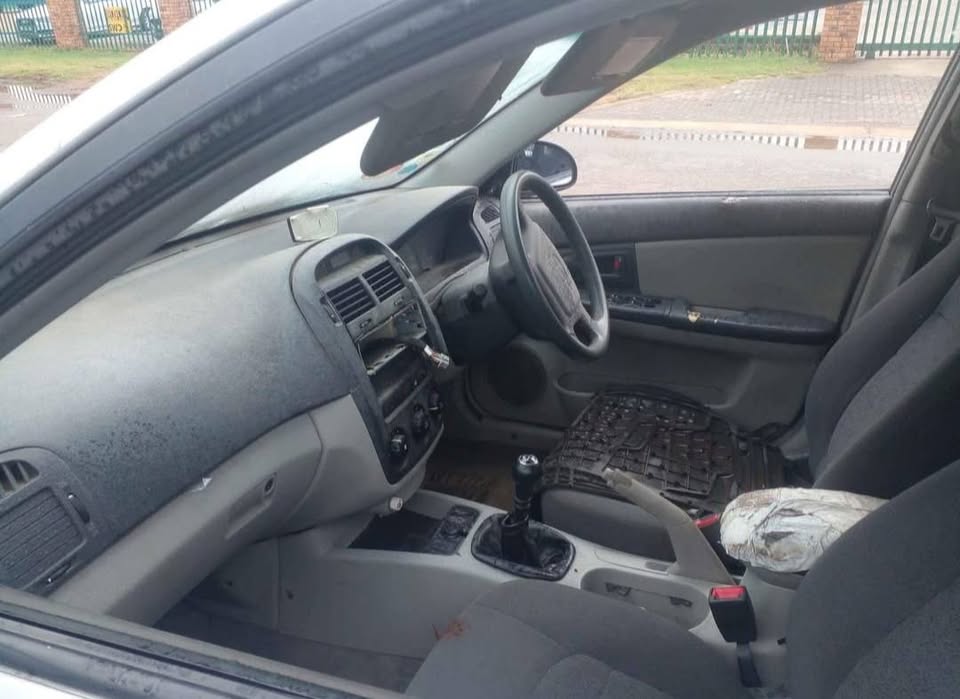 Kia Rio STRIPPING FOR SPARES/PARTS CALL