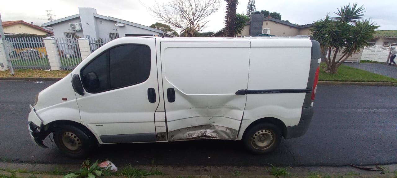 Opel Vivaro 2.0 F/C Panel Van - Private Seller