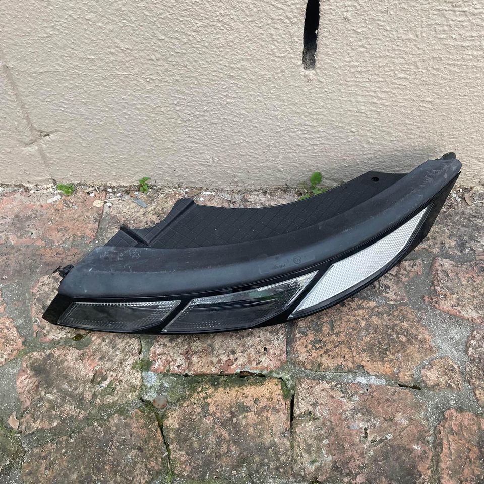 Hyundai Venue LH Headlight - Private Seller