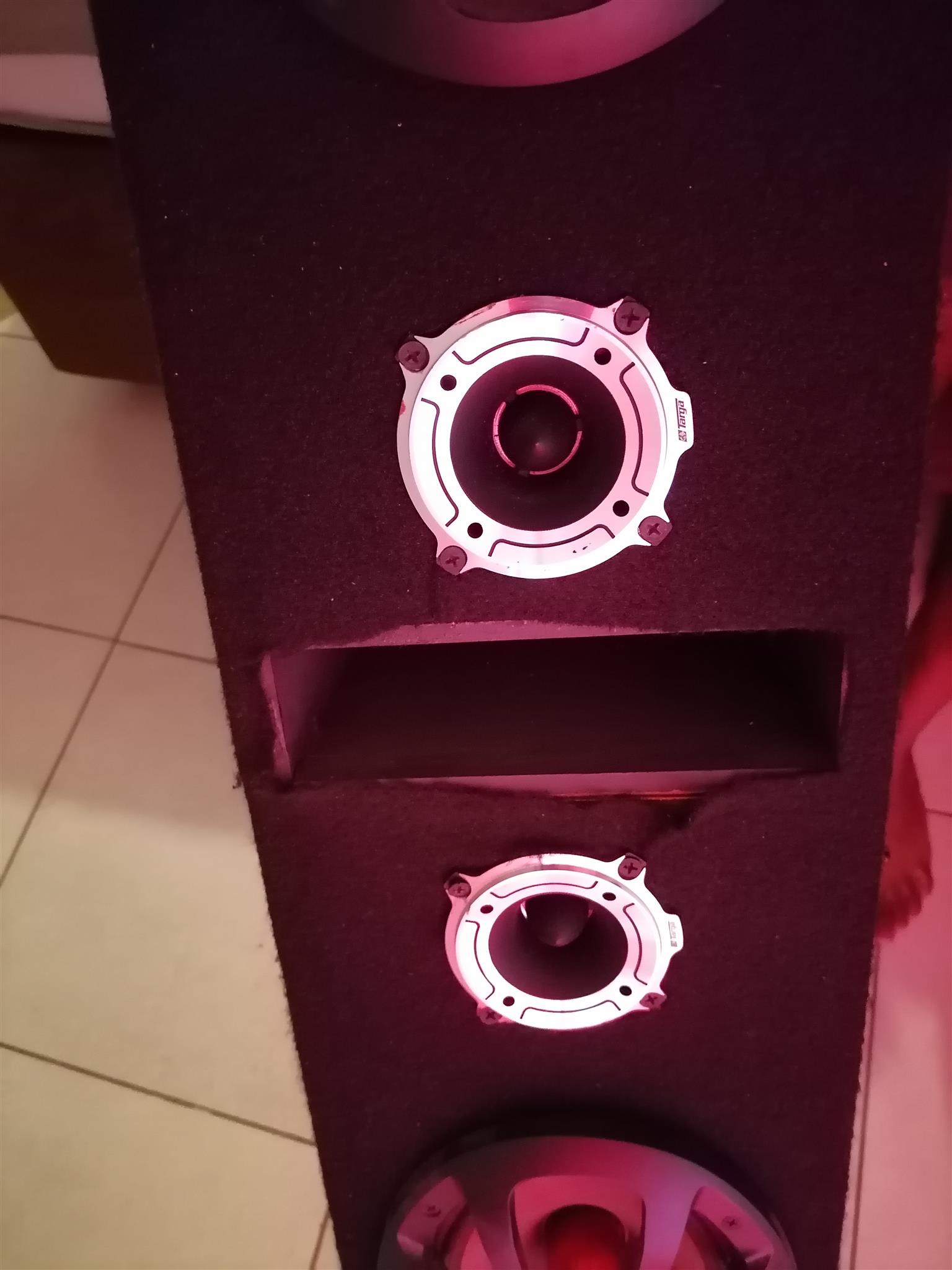 AVANZA CAR SOUND