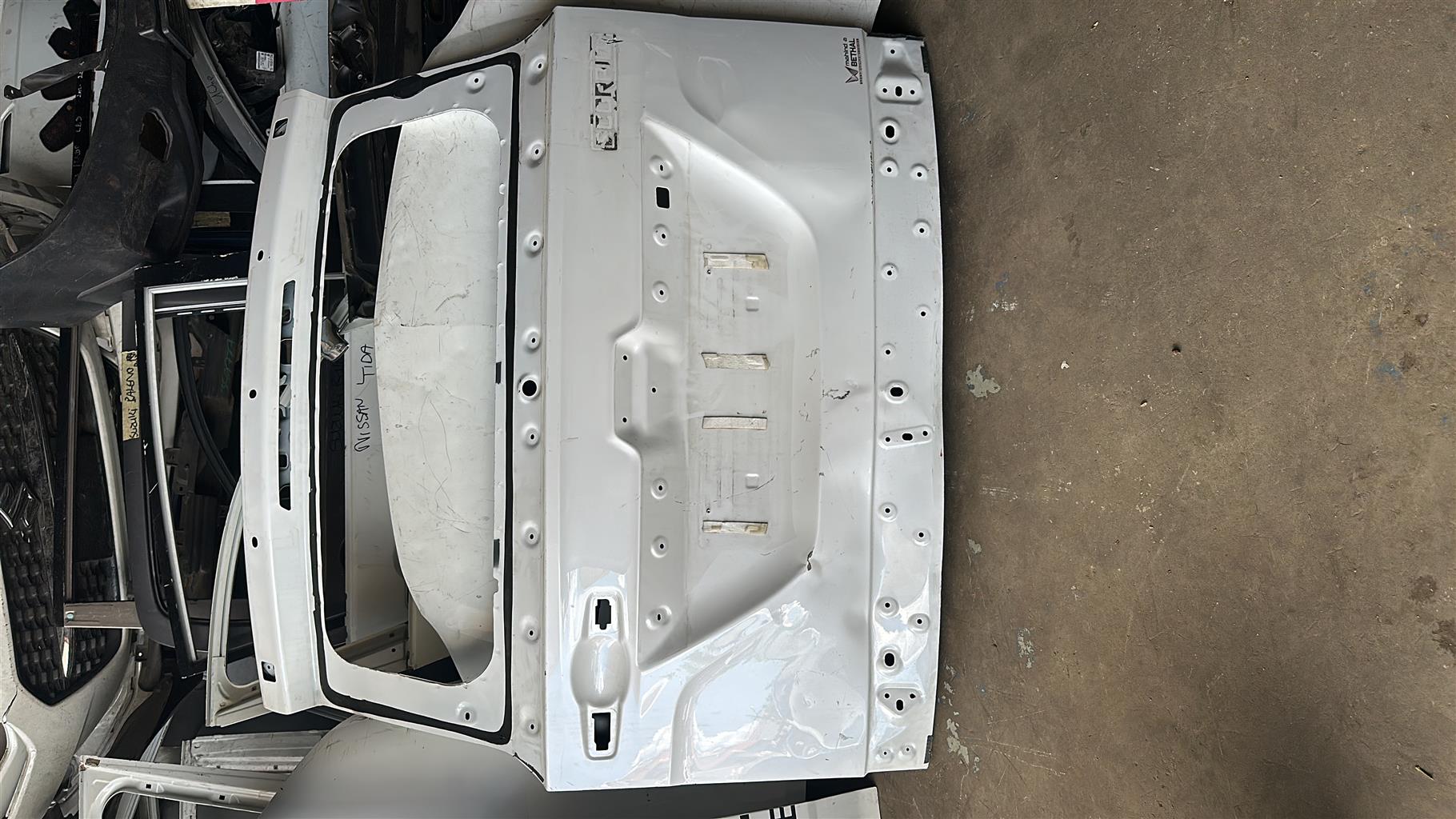 2023 Mahindra Scorpio-n TAILGATE - Private Seller