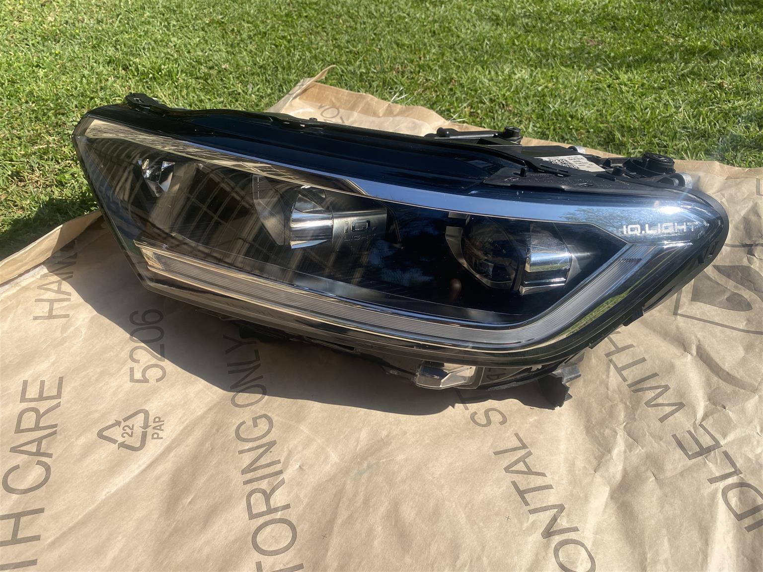 2023 VW T-ROC IQ LED HEADLIGHT LEFT SIDE FOR SALE. IN EXCELLENT CONDITION - Private Seller