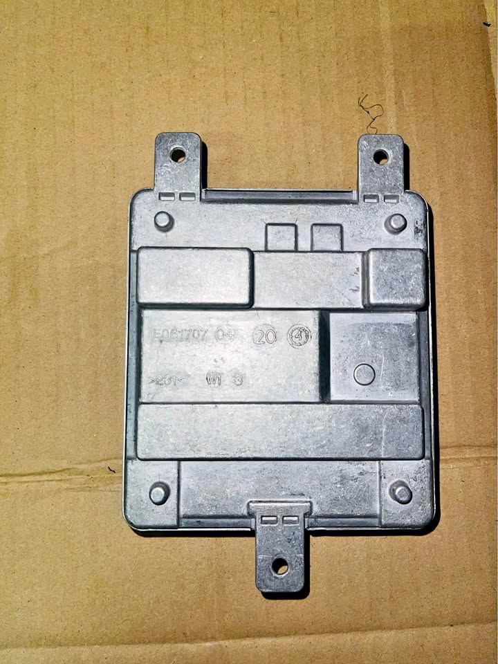 BMW G05 X5 G20 control unit LED headlights - Private Seller BMW G05 X5 G20 control unit LED headlights - Private Seller