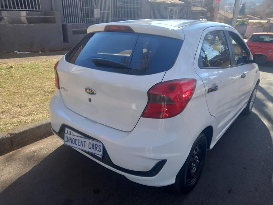 2020 FORD FIGO HATCHBACK 1.5 ENGINE PETROL, MANUAL, WHITE COLOR