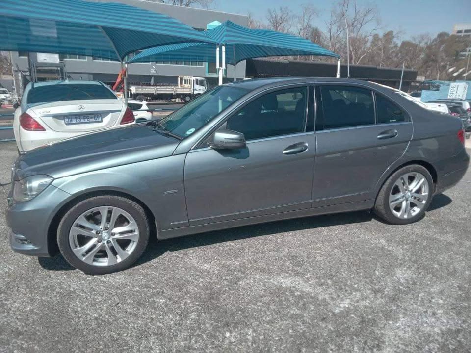 Mercedes Benz C200