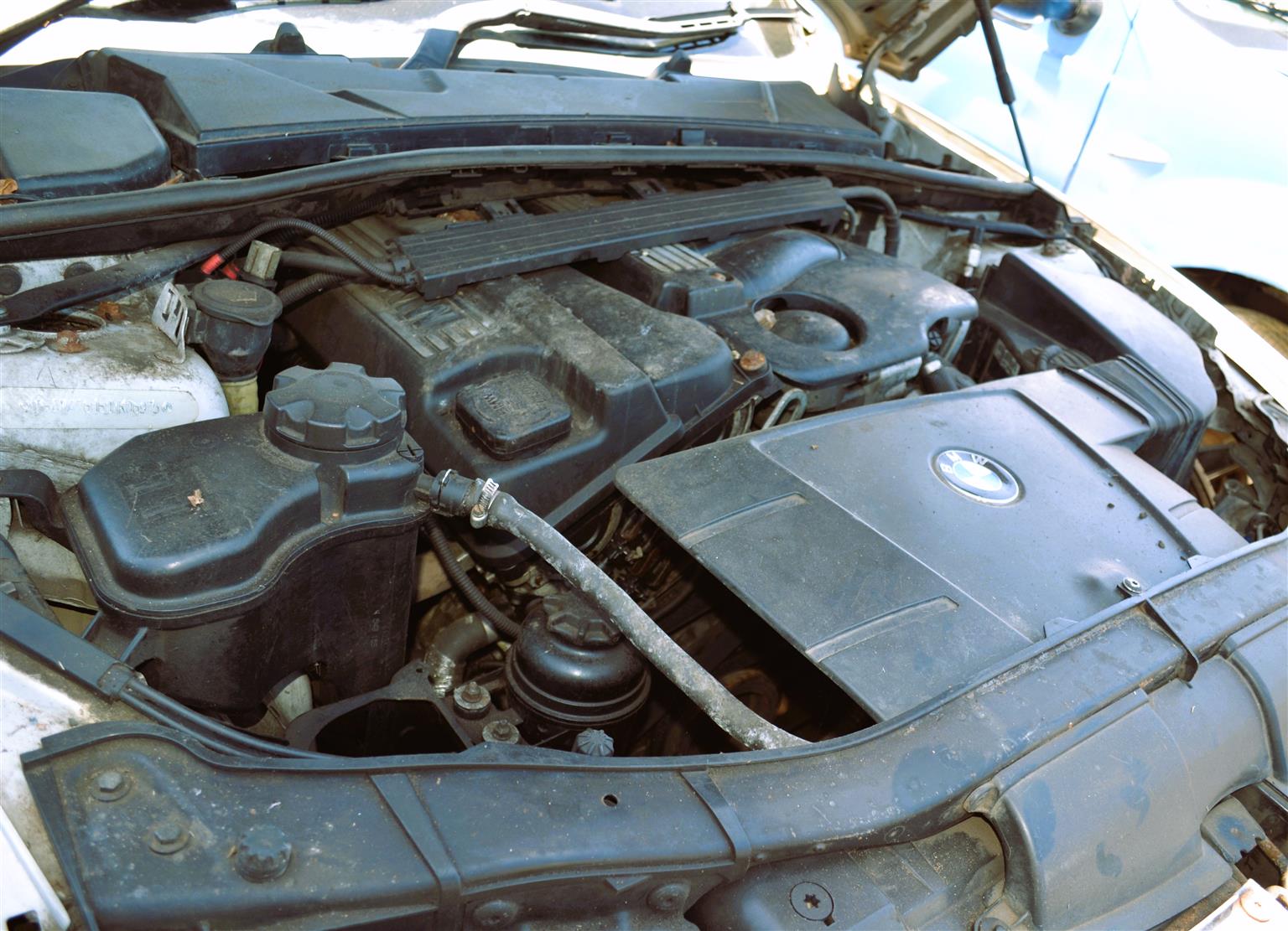 2006 BMW E90 320i - Stripping for Spares