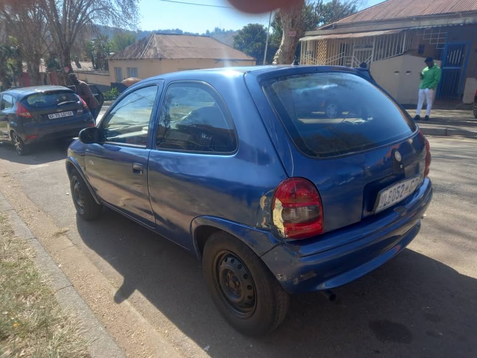 2006 Corsa Lite 1.4 Petrol, Manual, Blue, 230000kms