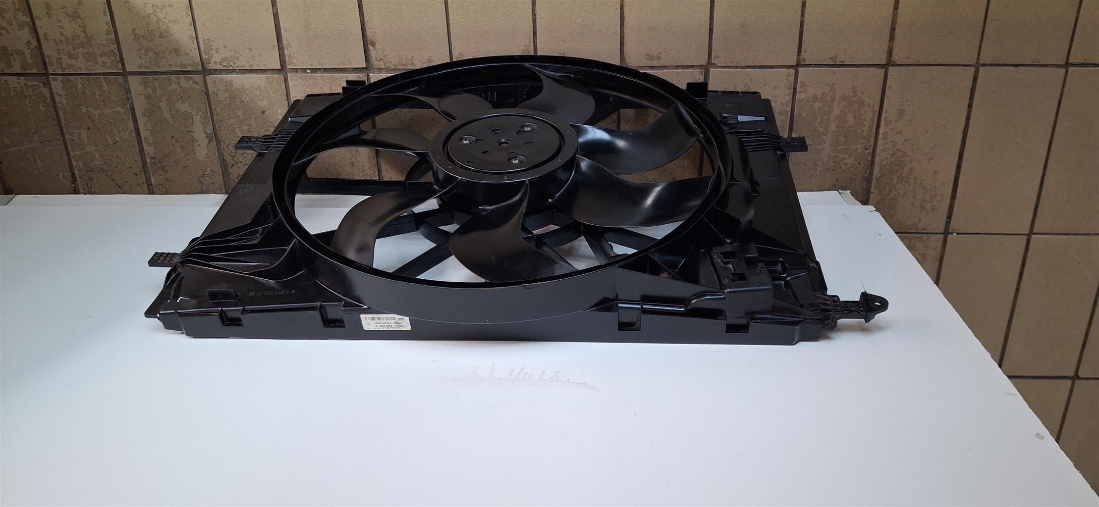 2021 MERCEDES BENZ C CLASS RADIATOR FAN FOR SALE IN EXCELLENT CONDITION - Private Seller
