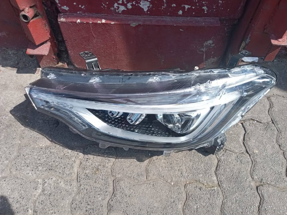 Haval Jolion Pro Headlight - Private Seller Haval Jolion Pro Headlight - Private Seller