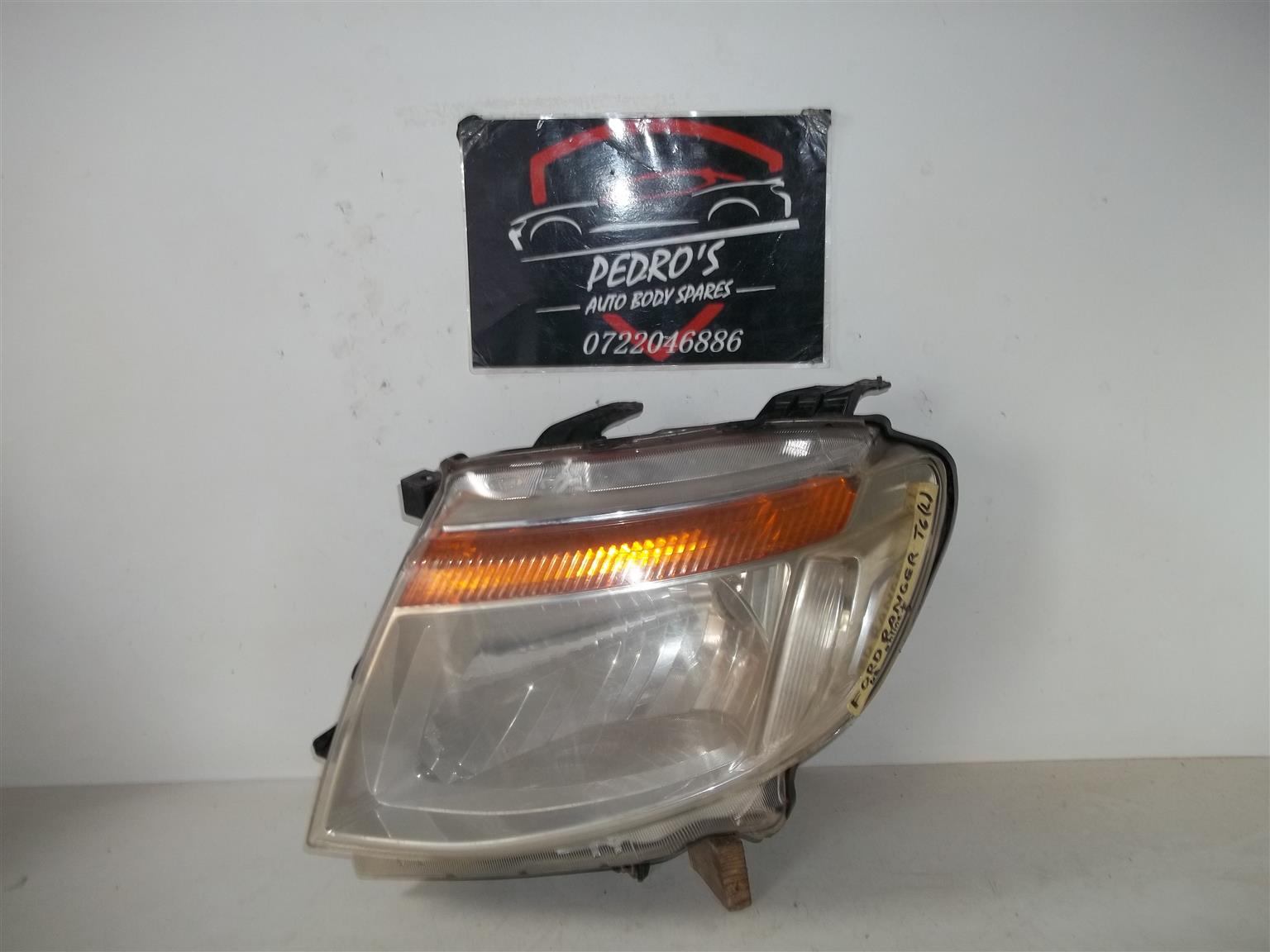 Ford Ranger T6 '12-'15 left headlights - Private Seller Ford Ranger T6 '12-'15 left headlights - Private Seller