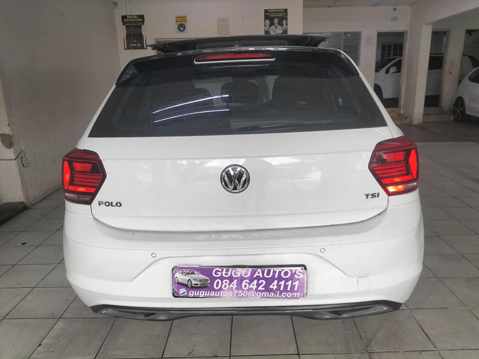 VOLKSWAGEN POLO 8 TSI 1.0 R LINE 2018 95 000KM WHITE MANUAL PETROL SUNROOF