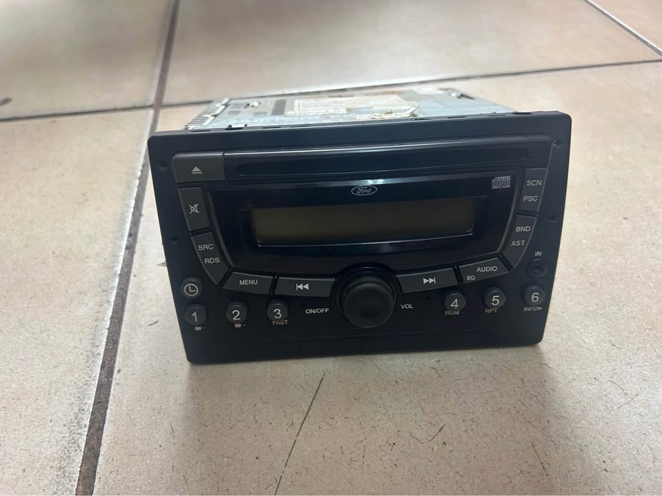 2011 Ford Figo Radio For Sale - Private Seller
