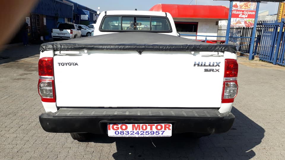 Used Toyota Hilux 2.4GD single cab S - Private Seller Used Toyota Hilux 2.4GD single cab S - Private Seller