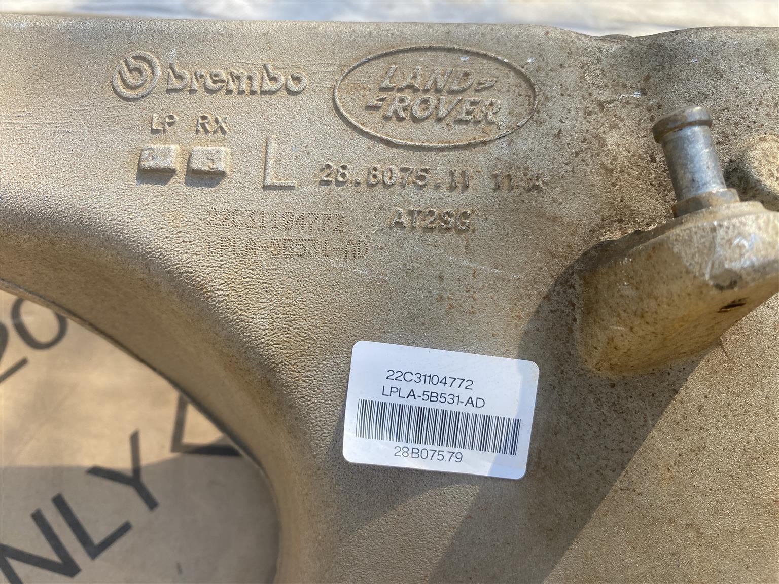 2023 LAND ROVER DEFENDER LEFT REAR CONTROL ARM FOR SALE. IN PRISTINE CONDITION